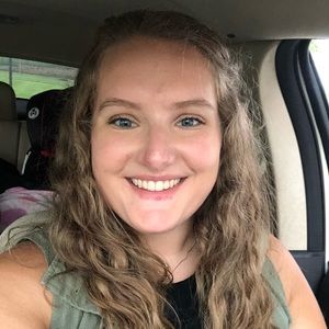 Meet your Posher, Natalie